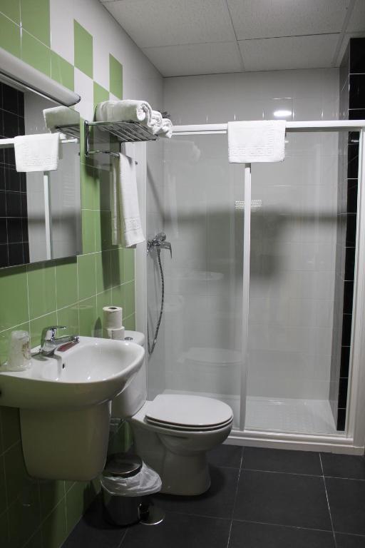 Hostal Restaurante Estacion Хаэн Номер фото