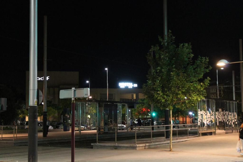 Hostal Restaurante Estacion Хаэн Экстерьер фото